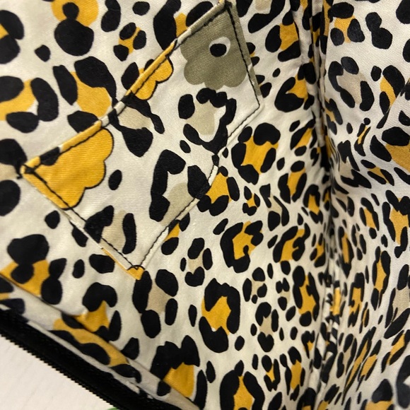 Vera Bradley Floral & Cheetah Print Quilted IPad or Tablet Case - Picture 6 of 11